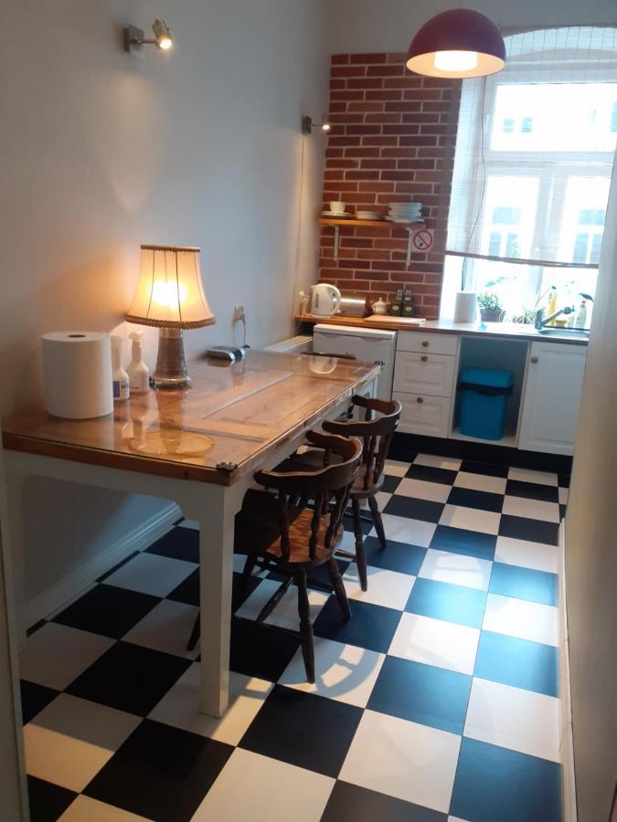 Apartament Cafe Belg เชสโตฮอวา ภายนอก รูปภาพ