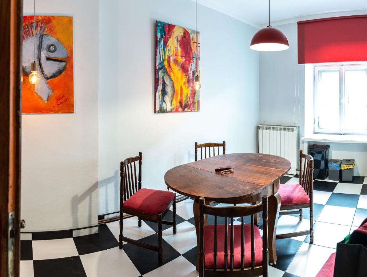 Apartament Cafe Belg เชสโตฮอวา ภายนอก รูปภาพ